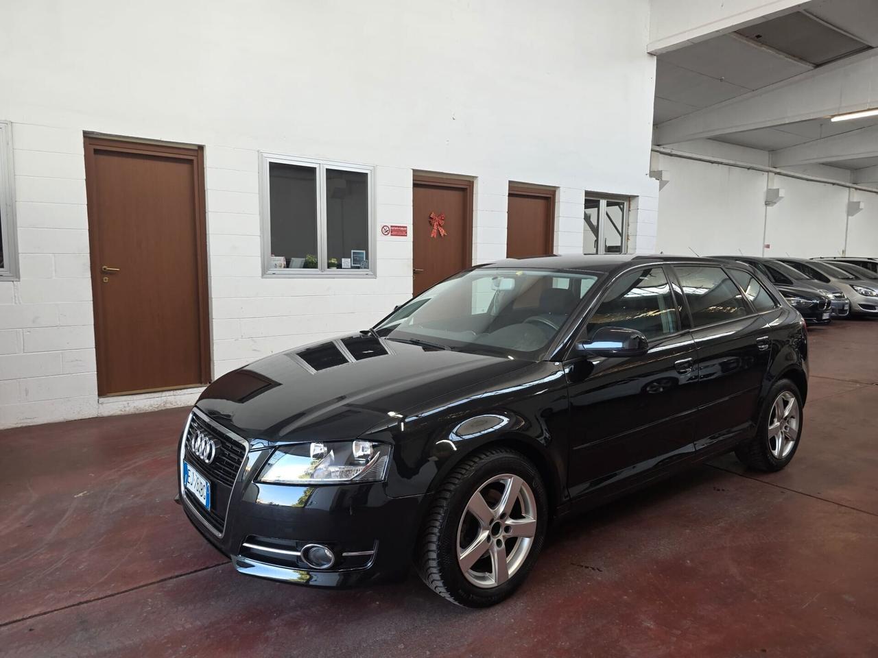 Audi A3 1.2 TFSI Ambition 5 PORTE BENZINA