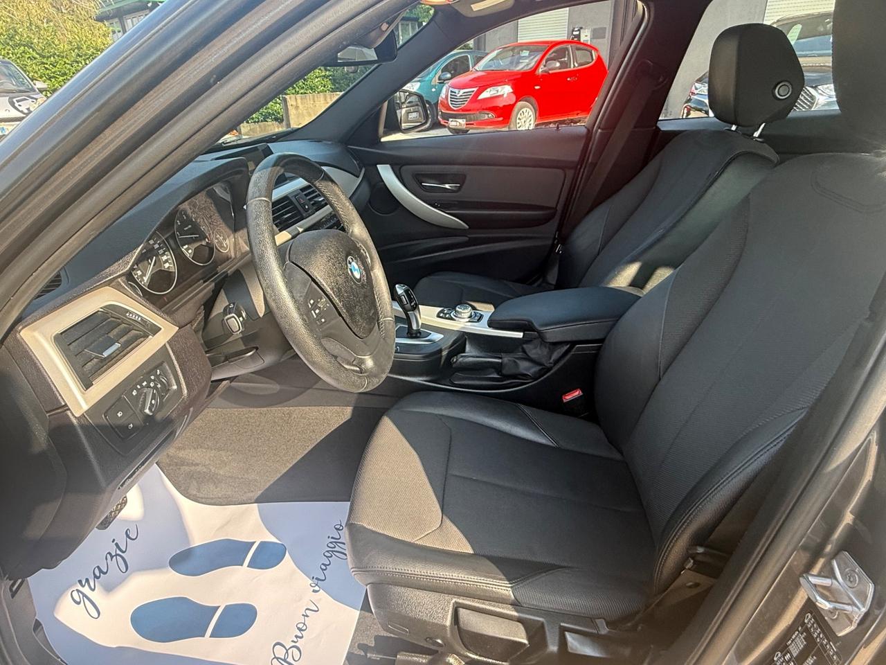 Bmw 318 318d Touring Business Advantage aut.