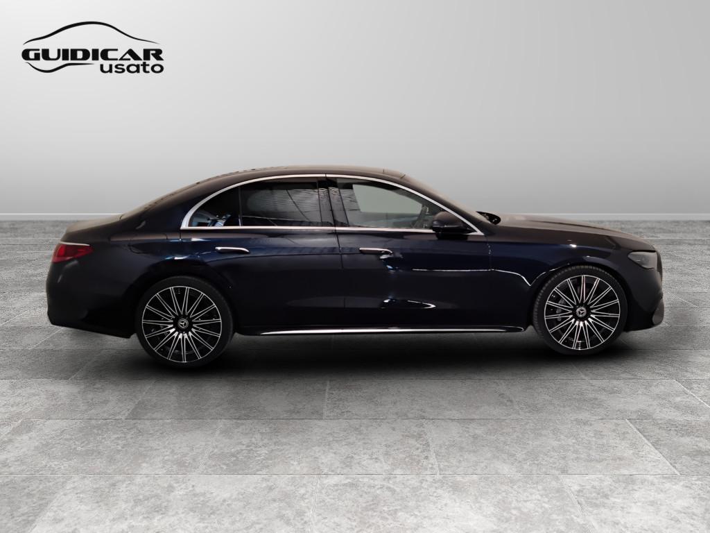 Mercedes-Benz Classe E- W214 Berlina - E 220 d AMG Line Premium auto