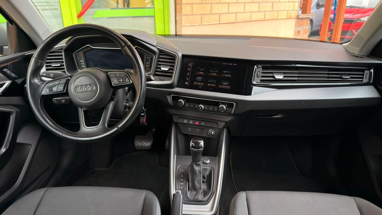 Audi A1 SPB 30 TFSI S tronic Identity Black