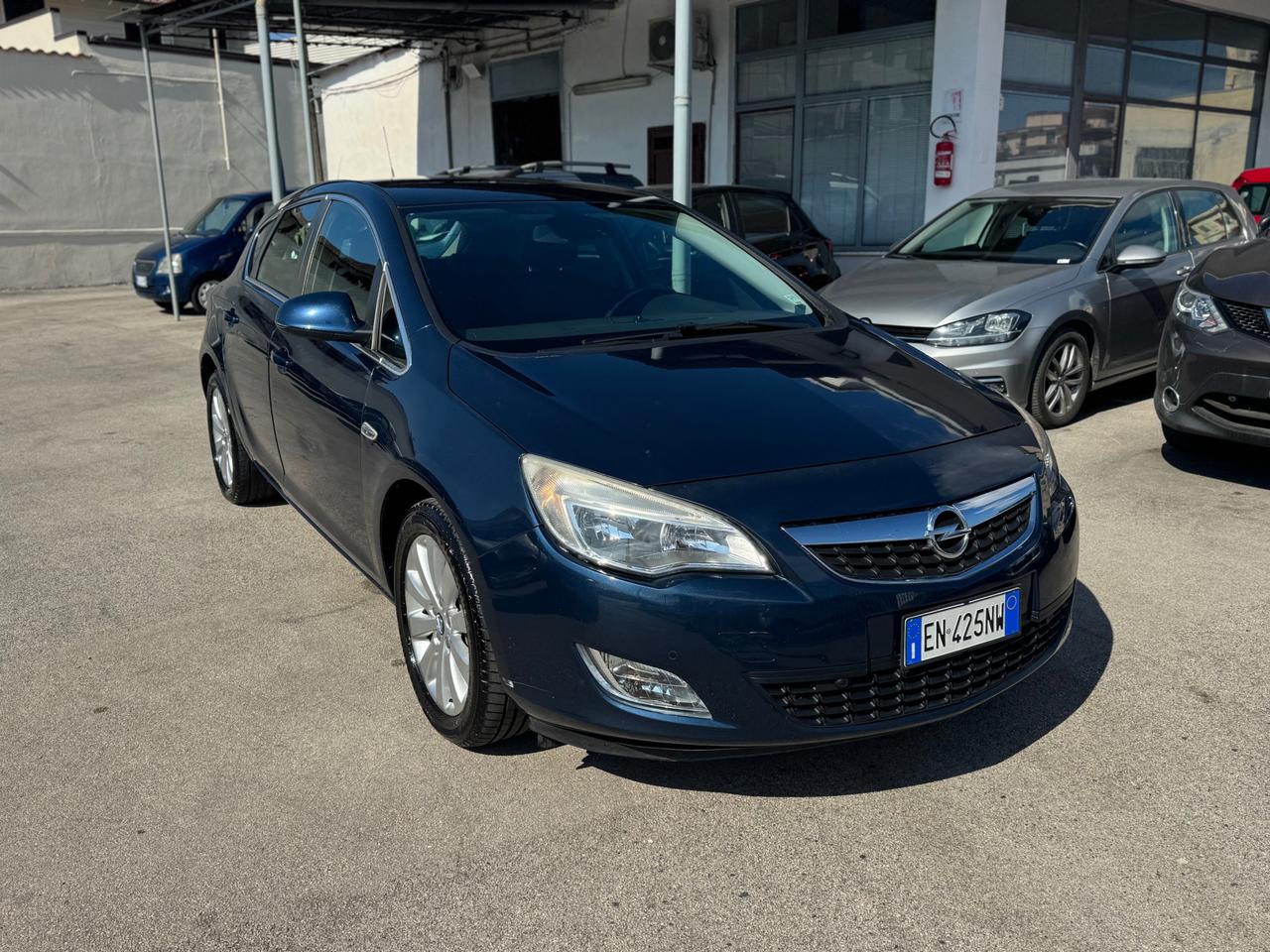 Opel Astra 1.6 turbo Cosmo S 180cv AUTOMATICA