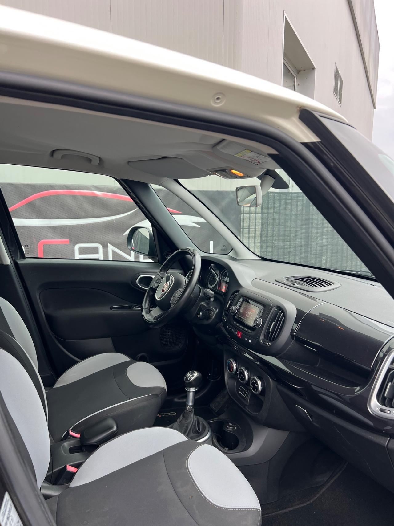 Fiat 500L 1.4 120 CV Lounge BICOLOR 69 MILA KM