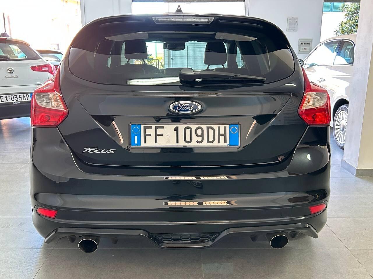 Ford Focus ST PACK - TETTO APRIBILE