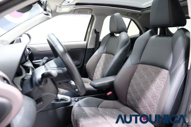 TOYOTA Yaris Cross 1.5 HYBRID E-CVT AWD-I 4x4 LOUNGE TETTO PANORAMA