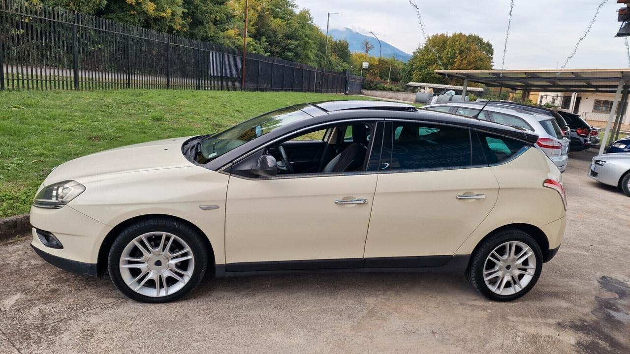 Lancia Delta 1.6 MJT Platino "TETTO APRIBILE"