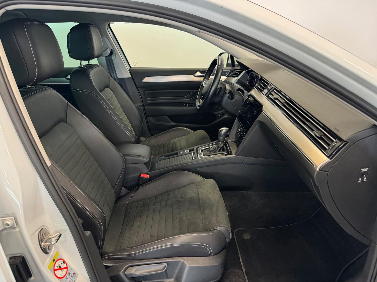 Volkswagen Passat Variant 2.0 TDI 200 CV 4MOTION DSG Executive