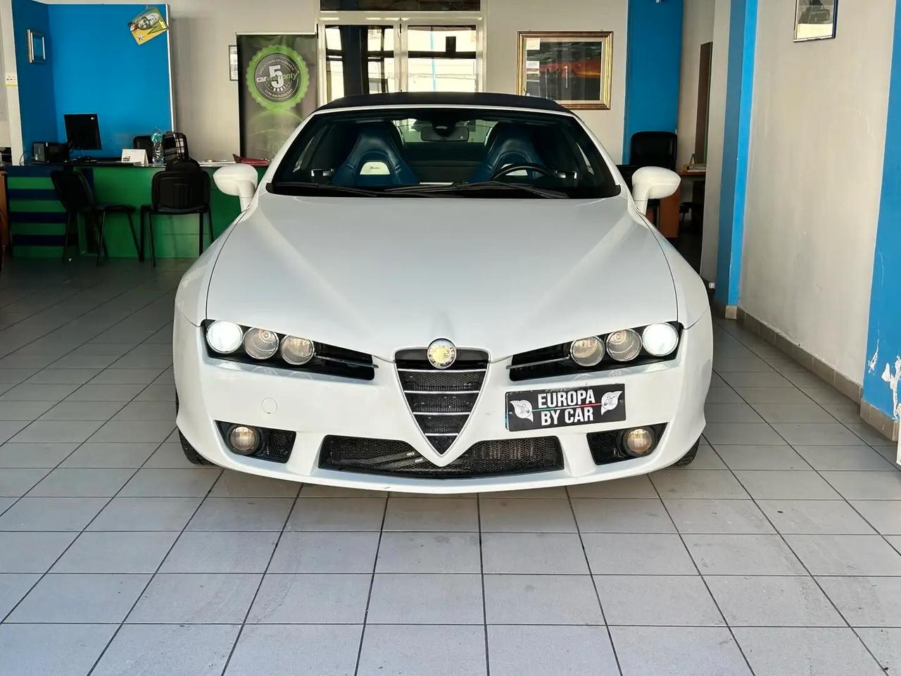 Alfa Romeo Spider 2.4 JTDm 200CV Q-Tronic