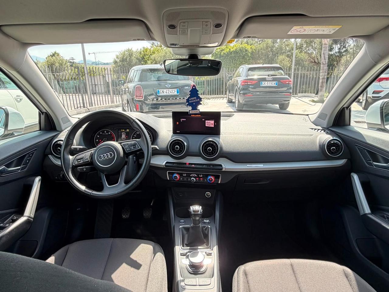 Audi Q2 30 TFSI Business
