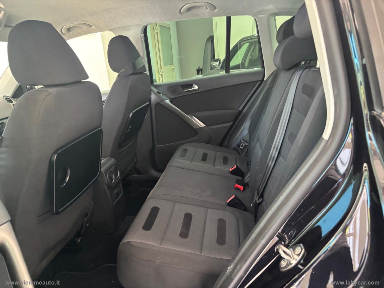 VOLKSWAGEN Tiguan 2.0 16V TDI Sport & Style