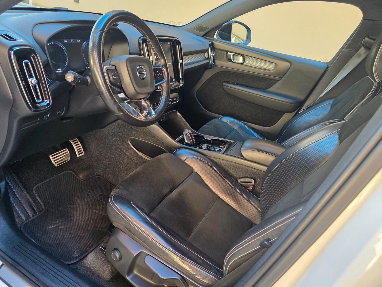 Volvo XC40 D3 Geartronic R-design