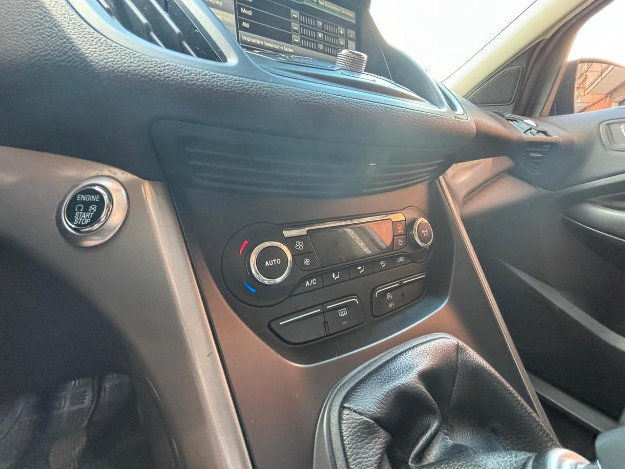 Ford Kuga 2.0 TDCI 120 CV SES 2WD TITANIUM BUSINESS