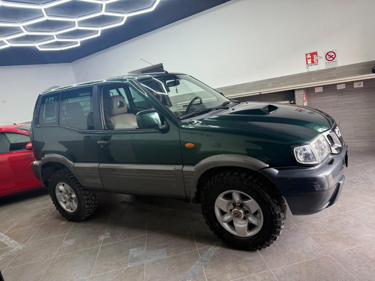 Nissan Terrano 3.0 DiT 3 porte Adventure GANCIO TRAINO