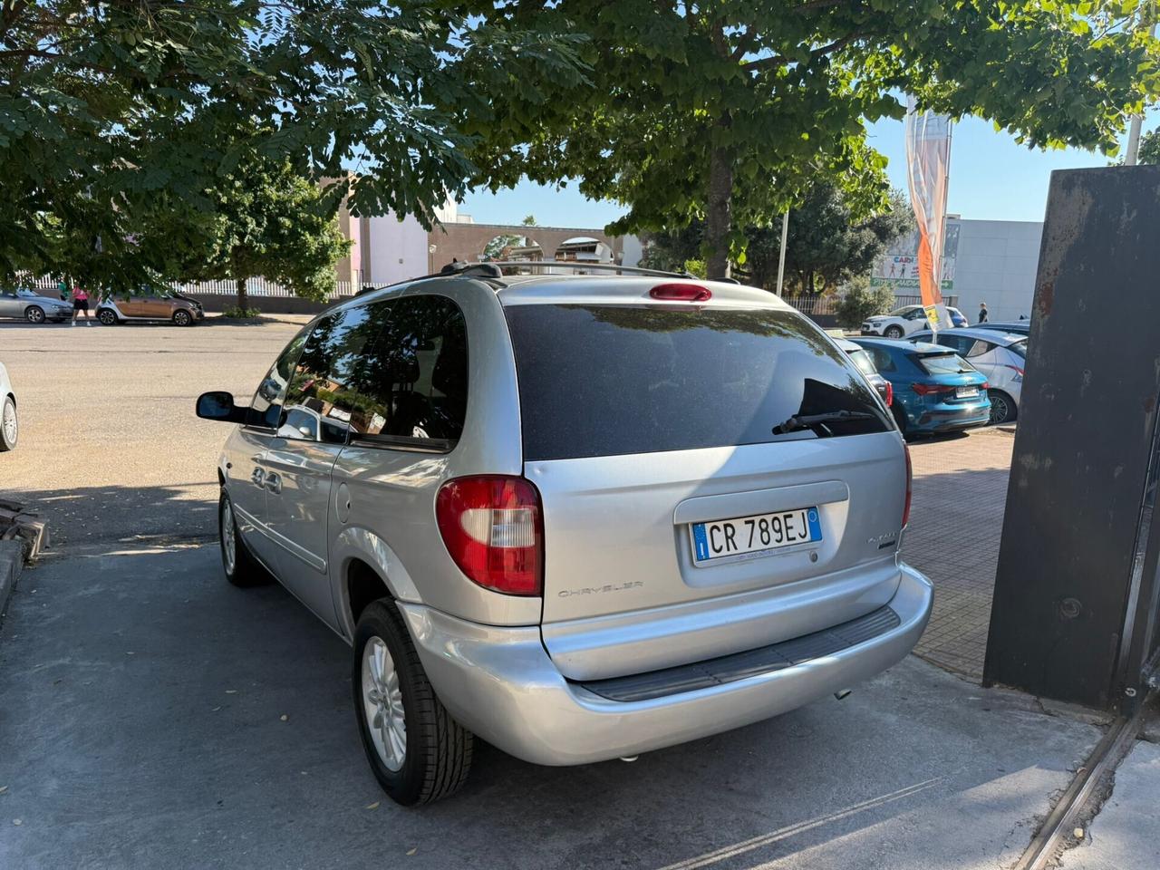 Chrysler Voyager Grand Voyager 2.5 CRD cat Limited