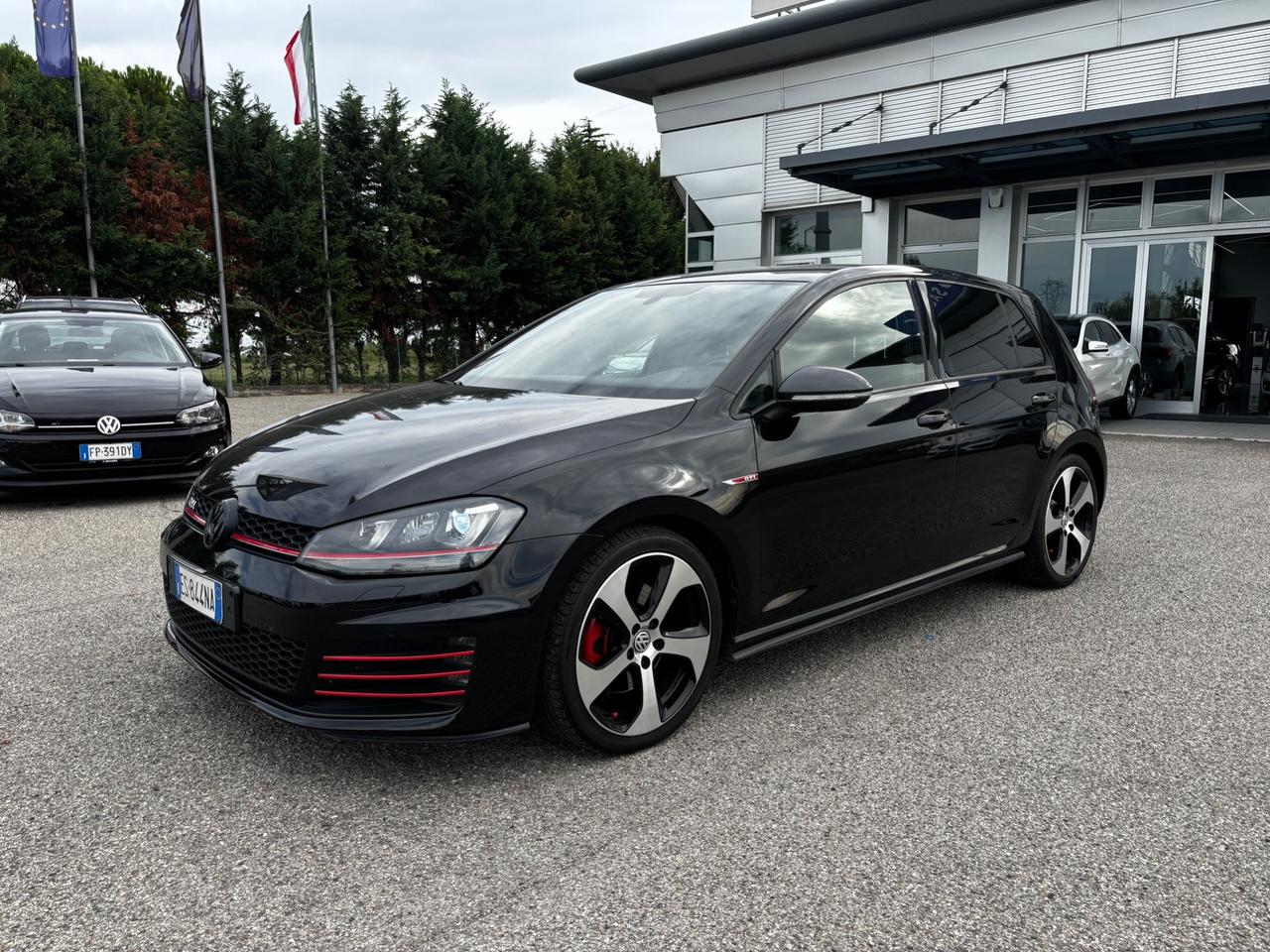 Volkswagen Golf GTI 2.0 TSI 5p. BlueMotion Technology - 2013