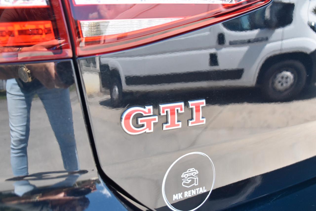 Volkswagen Golf GTI Performance 2.0 TSI DSG 5p. BlueMotion Technology