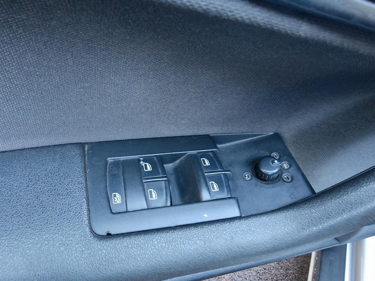 Audi A3 SPB 1.6 TDI 105 CV CR Ambition