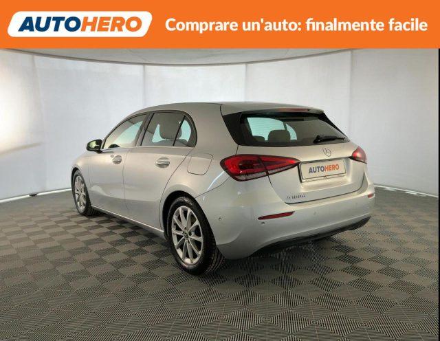 MERCEDES-BENZ A 180 d Automatic Business