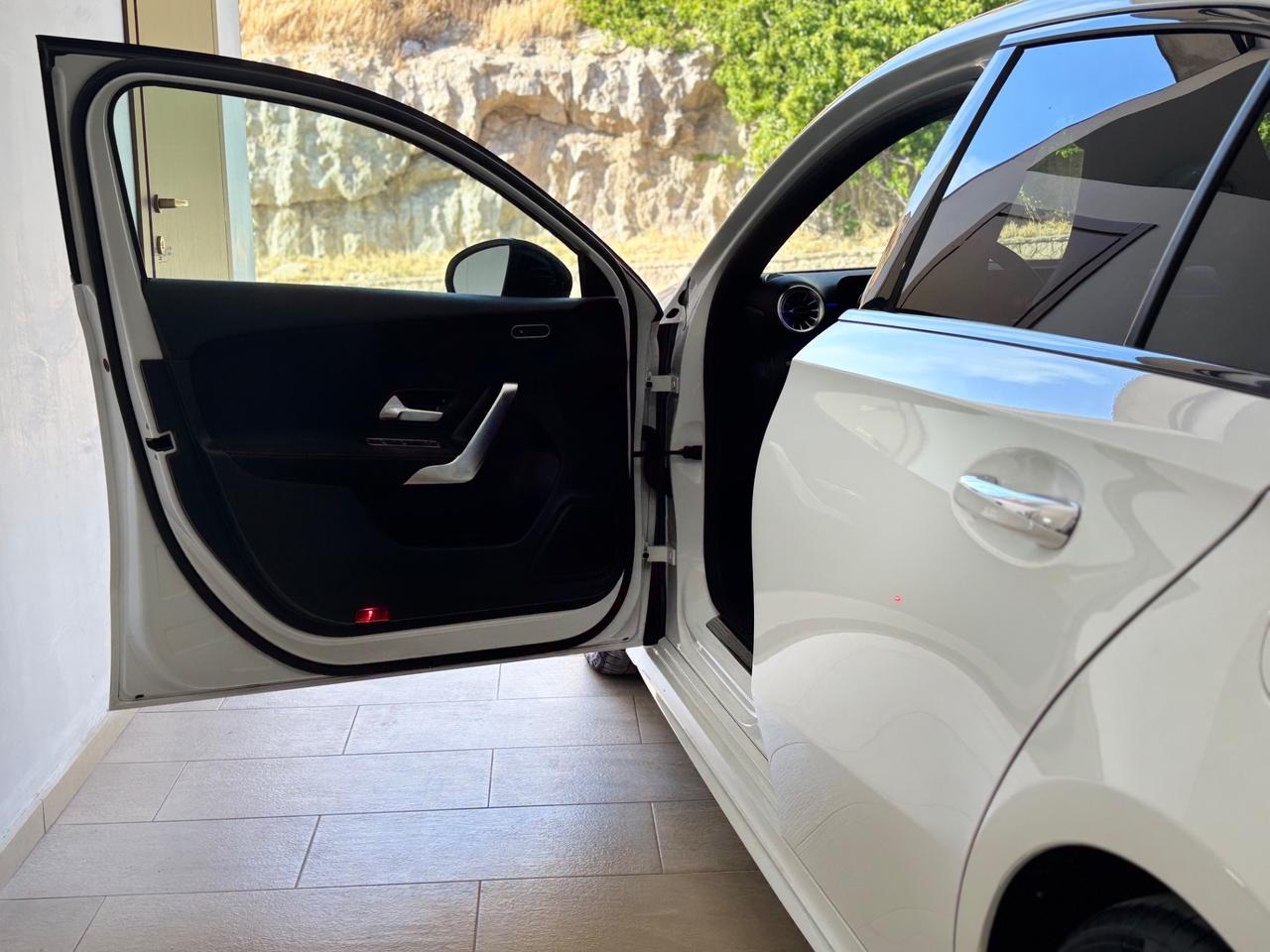 Mercedes-benz A 200 d Automatic AMG Line Premium Plus