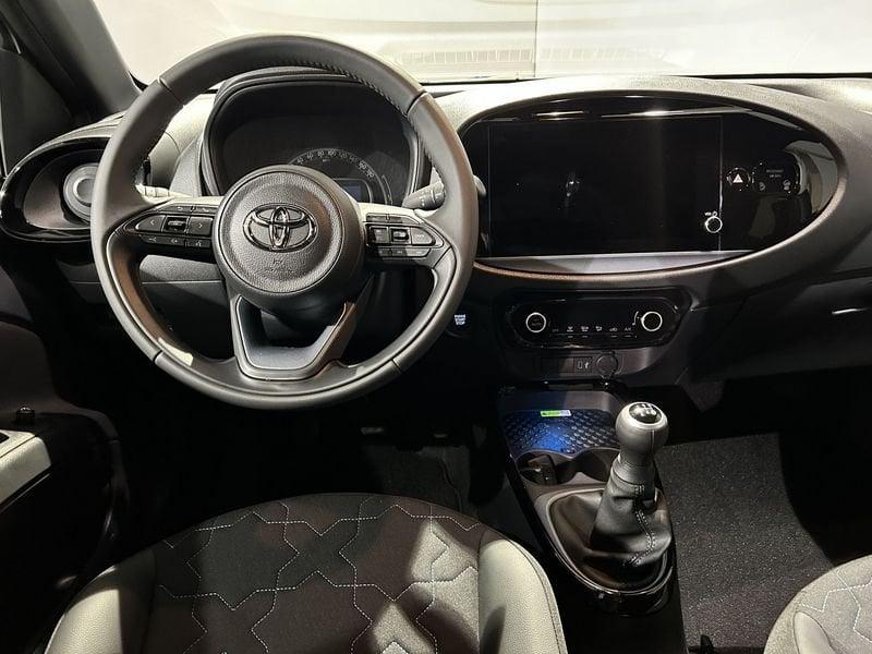 Toyota Aygo X Aygo X 1.0 VVT-i 72 CV 5 porte Lounge km 0