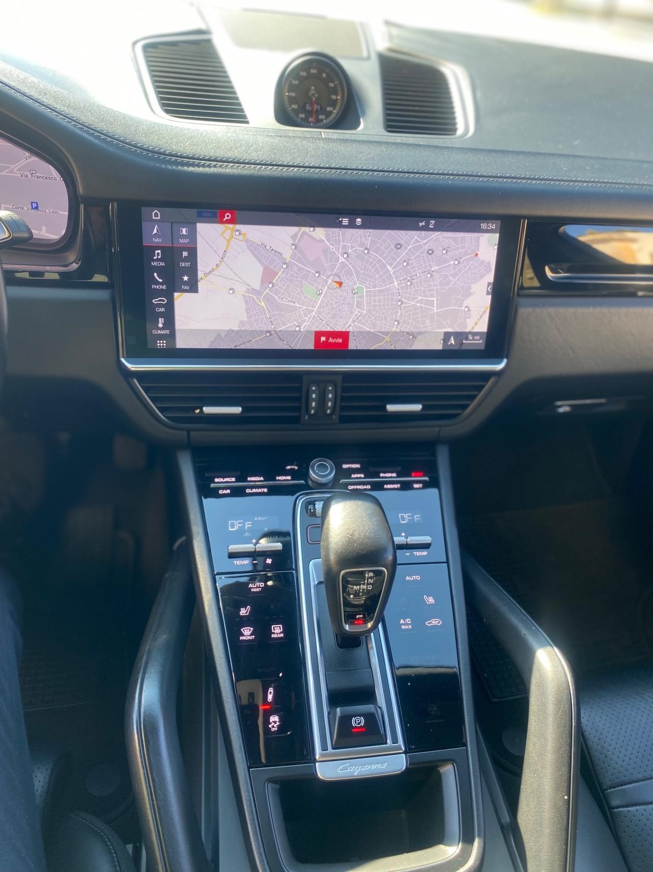 Porsche Cayenne 3.0 V6 E-Hybrid