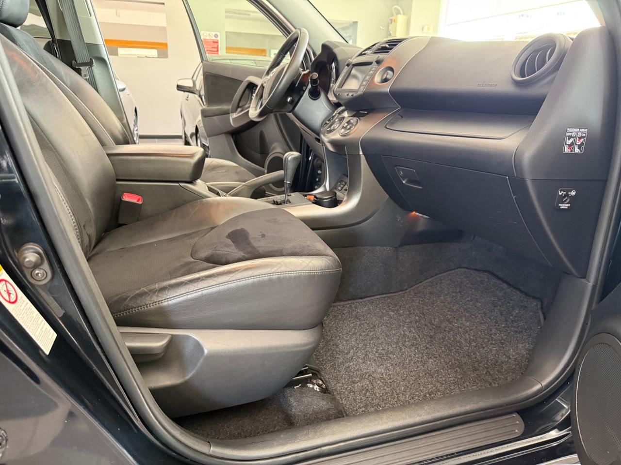 Toyota RAV 4 RAV4 Crossover 2.2 D-Cat A/T 150 CV Executive