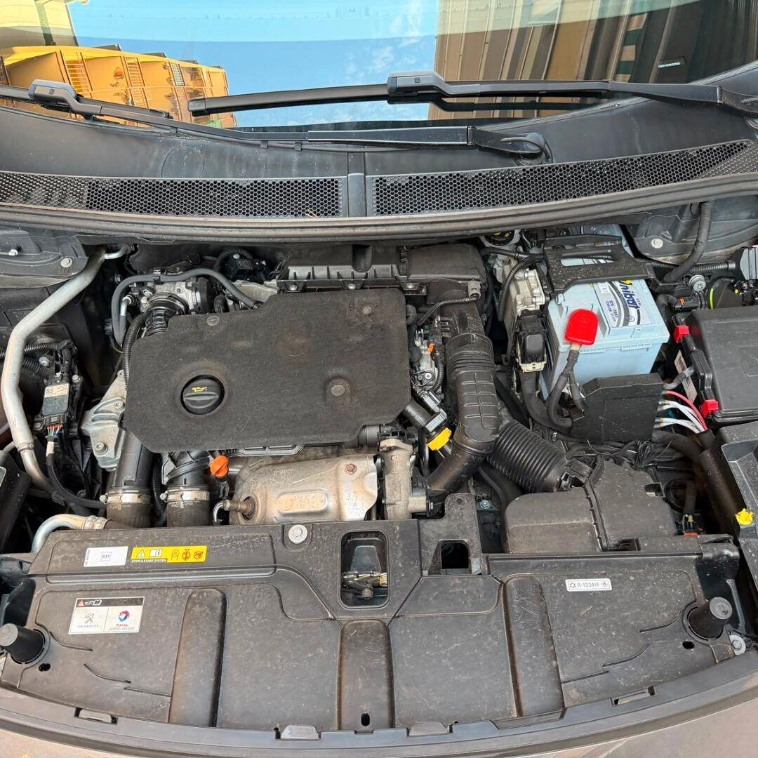 Peugeot 5008 BlueHDi GT Line - 131CV