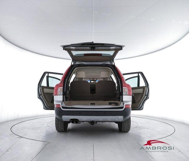 VOLVO XC90 2.4 D5 185 CV AWD - PER OPERATORI DEL SETTORE
