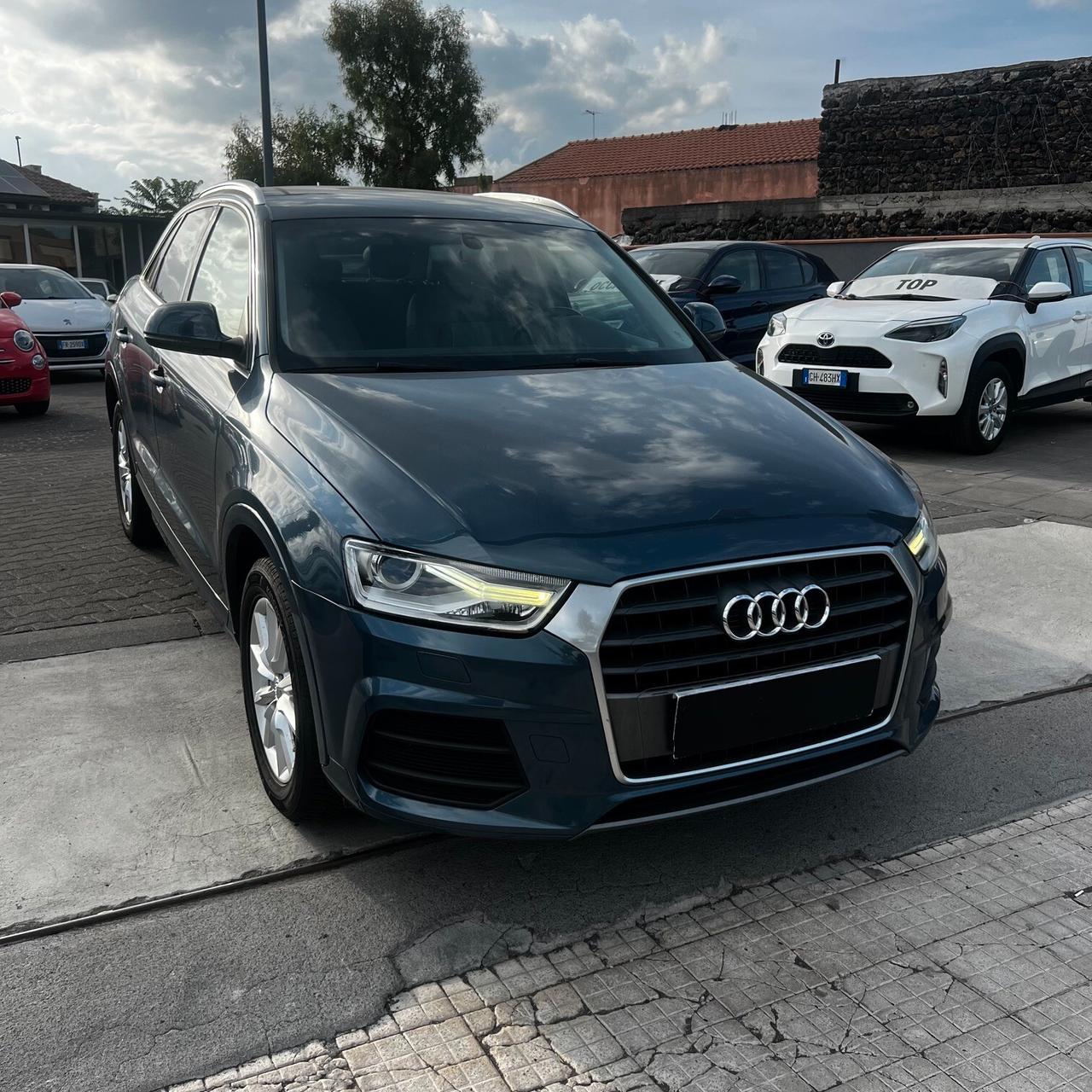 Audi Q3 2.0 TDI 150 CV Business
