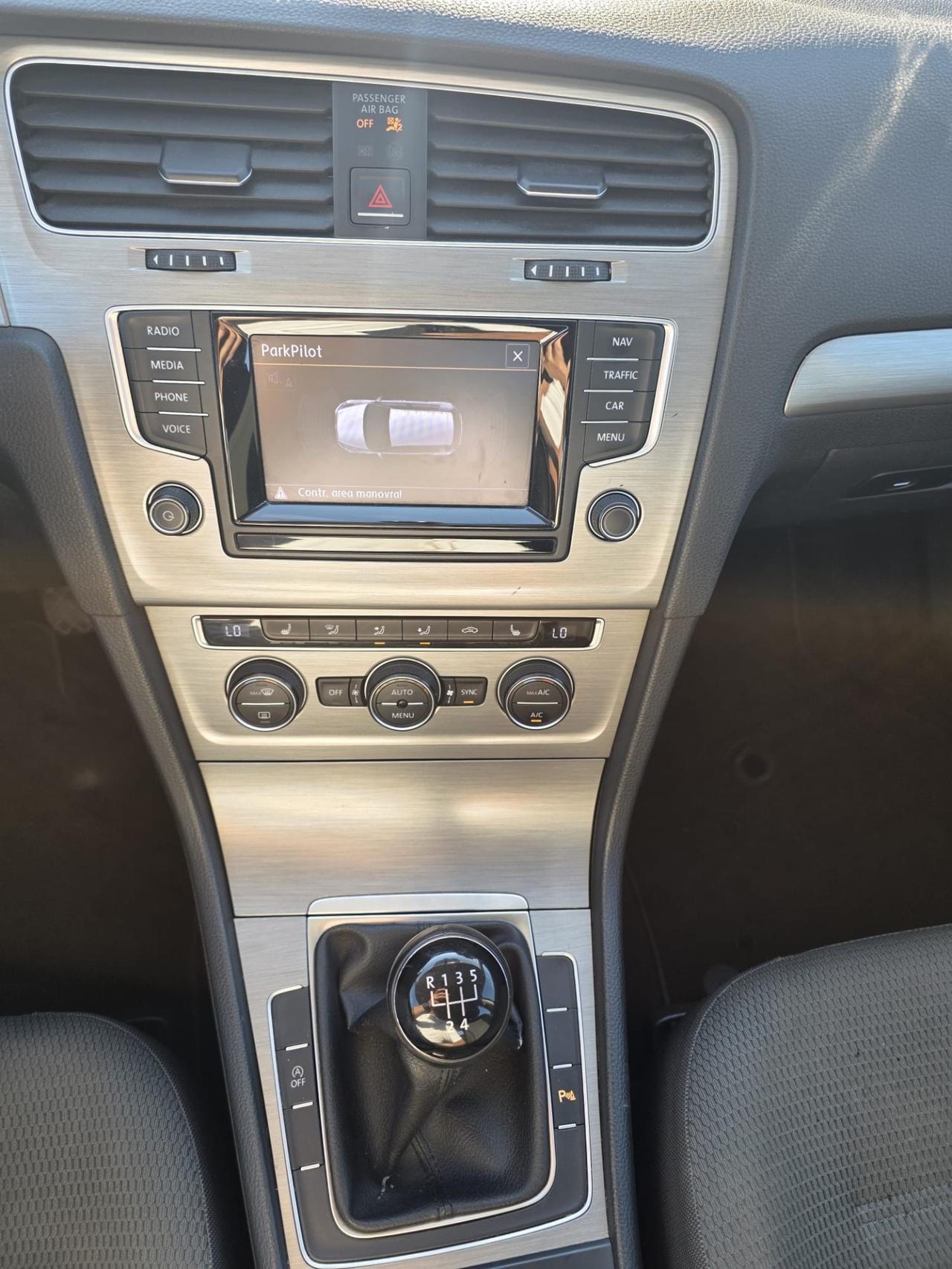 Volkswagen Golf 1.6 TDI. Comfortline 2015