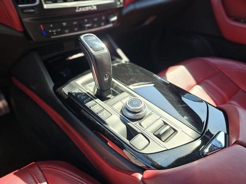 Maserati Levante 3.0 V6 DS 250cv GranSport Q4 auto