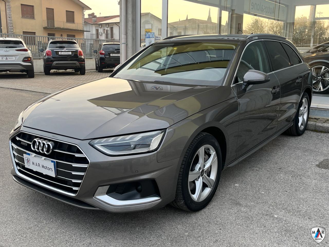 Audi A4 Avant 40 TDI quattro S tronic Business Advanced