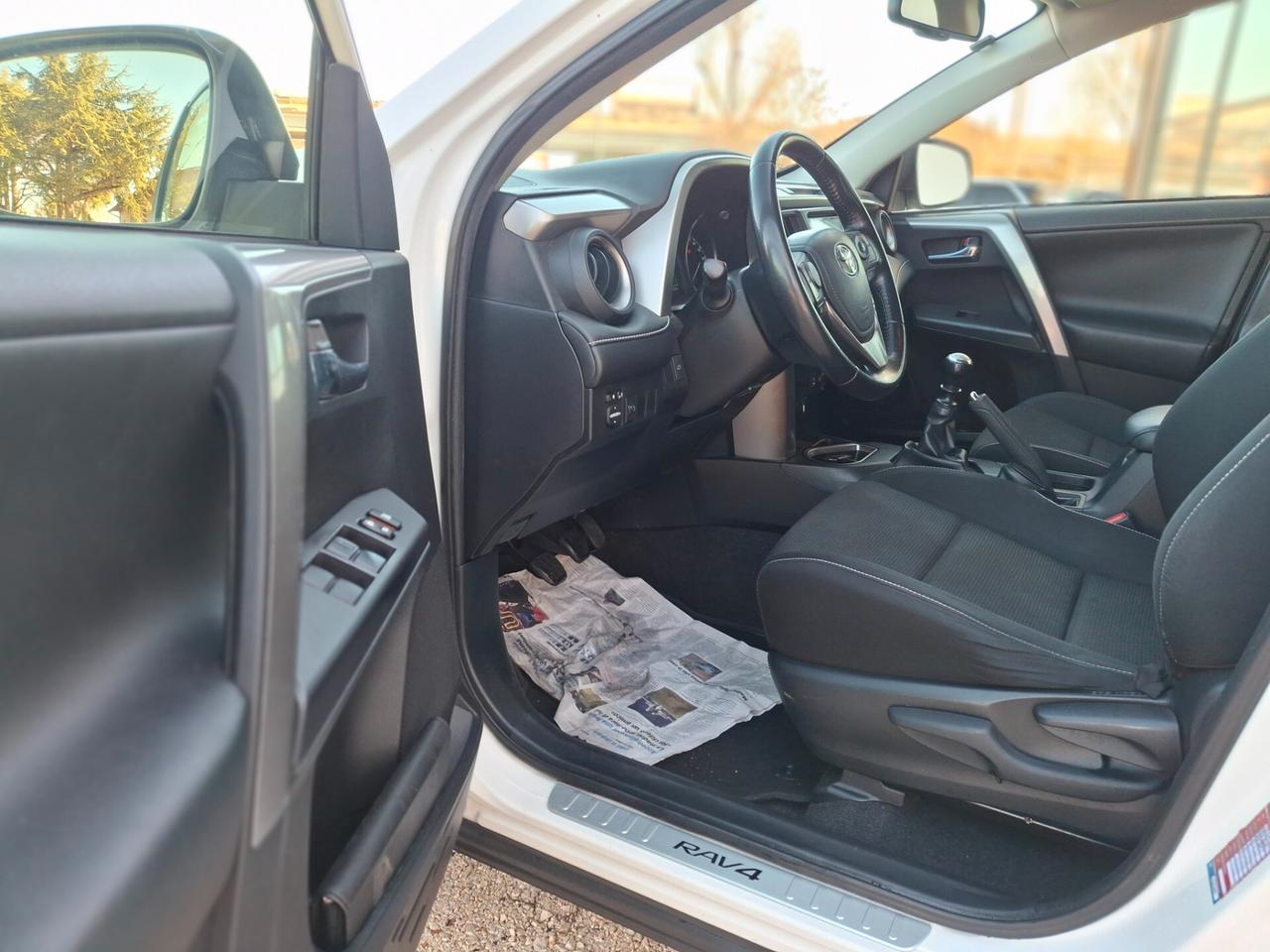 Toyota RAV 4 RAV4 2.0 D-4D 2WD Style