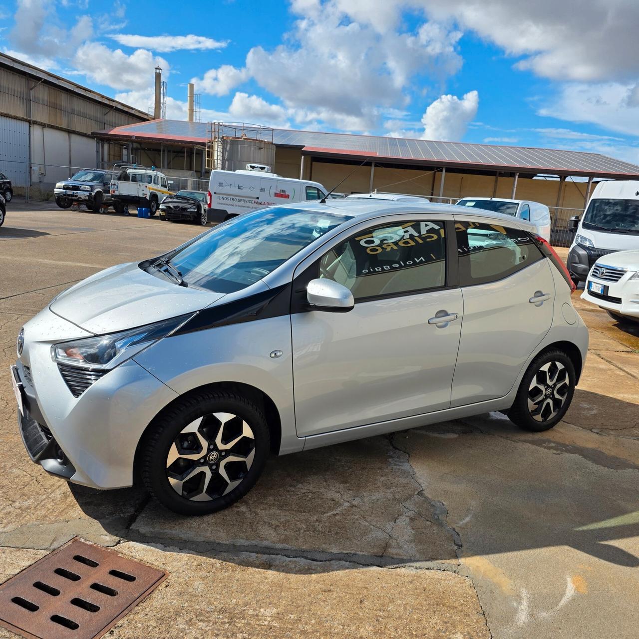 Toyota Aygo Connect 1.0 VVT-i 72 CV 5 porte x-you MY 2021