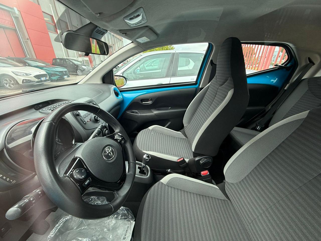 Toyota Aygo GPL 1.0 VVT-i 72 CV 5 porte x-cool MMT