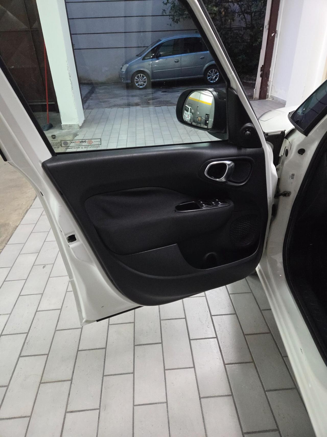 Fiat 500L 0.9 TwinAir Turbo Natural Power Lounge