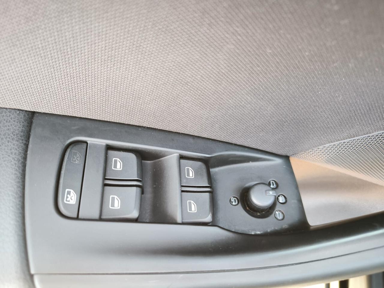 Audi Q3 2.0 TDI 150 CV S tronic Business