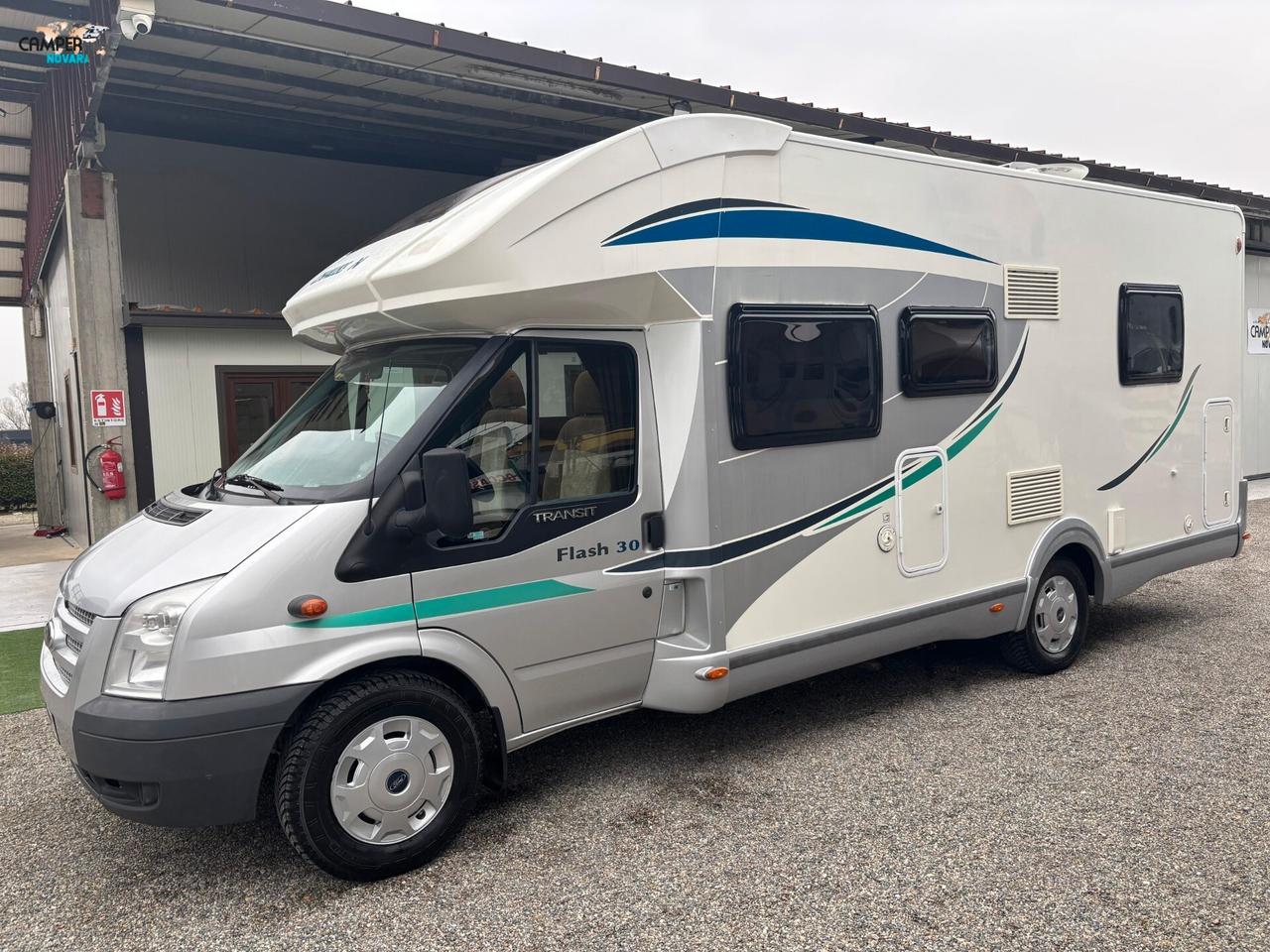Chausson FLASH 30 - LETTO MATRIMONIALE NAUTICO