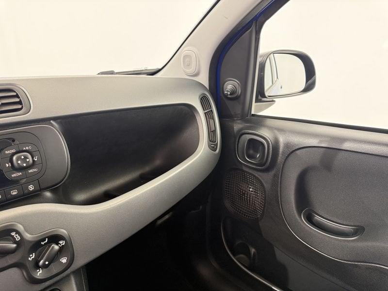 FIAT Panda Hybrid 1.0 S&S Hybrid E6d-T City Cross