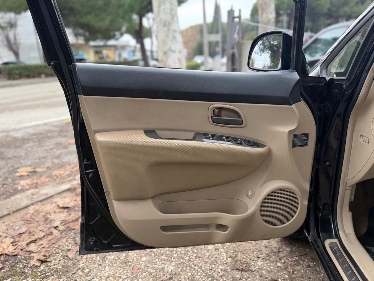 Kia Carens 2.0 16V CRDi VGT EX Class