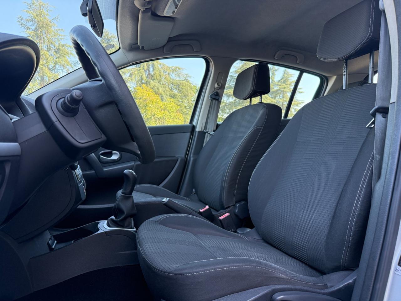 Renault Clio 1.2 16V 5 porte GPL Confort