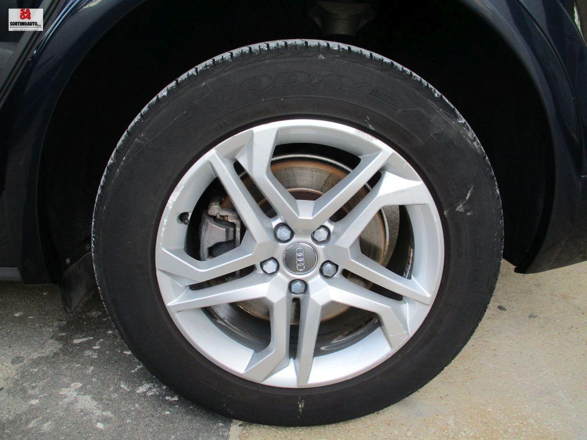 AUDI Q5 40 TDI quattro S tronic Business 2019 KM69000