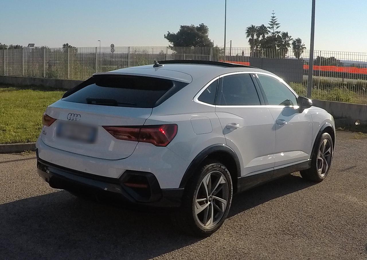 Audi Q3 SPB 35 TDI S tronic Business Plus - TETTO