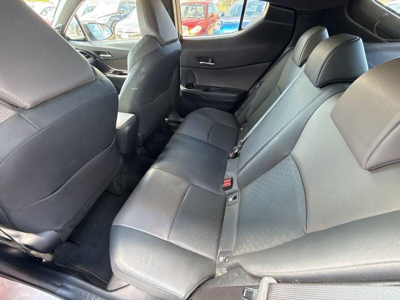 Toyota C-HR 2.0 Hybrid E-CVT Lounge