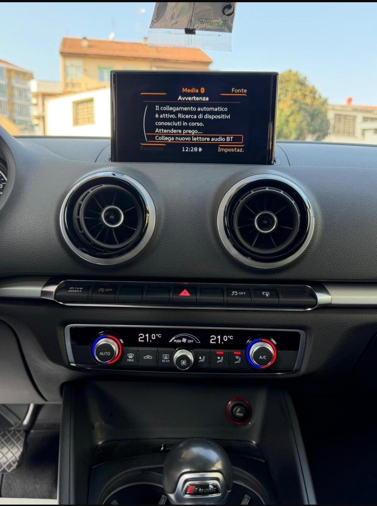 Audi A3 SPB 1.6 TDI ultra Attraction