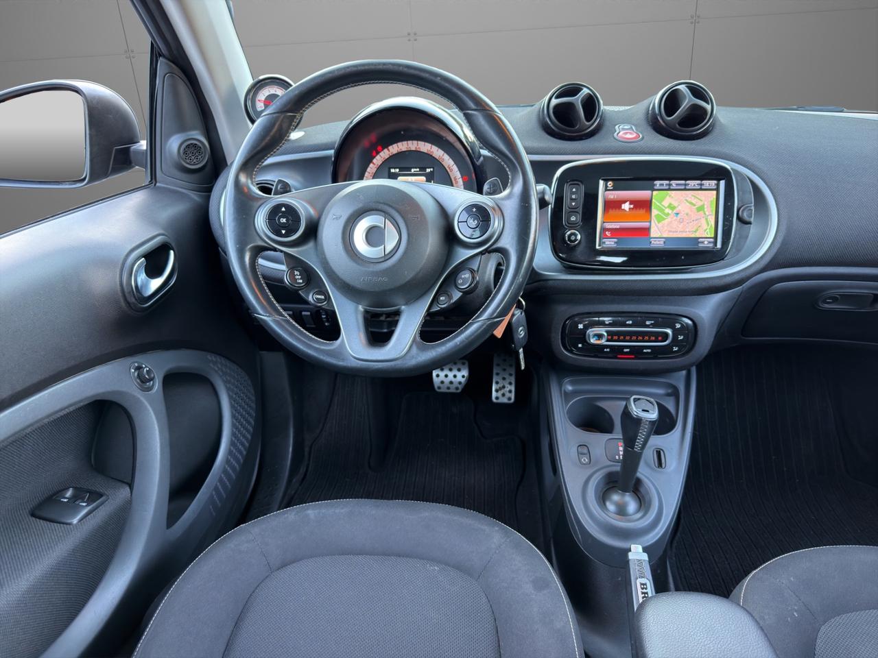 smart forTwo 0.9 t 90cv Allestimento BRABUS - Unipro - Promo Finanziamento - Tetto panoramico - Navi - LED