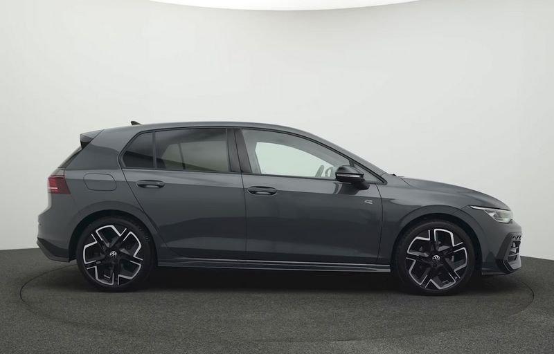 Volkswagen Golf 8.5 2.0 TDI 150 CV DSG SCR R-Line BLACK STYLE MATRIX NAVI