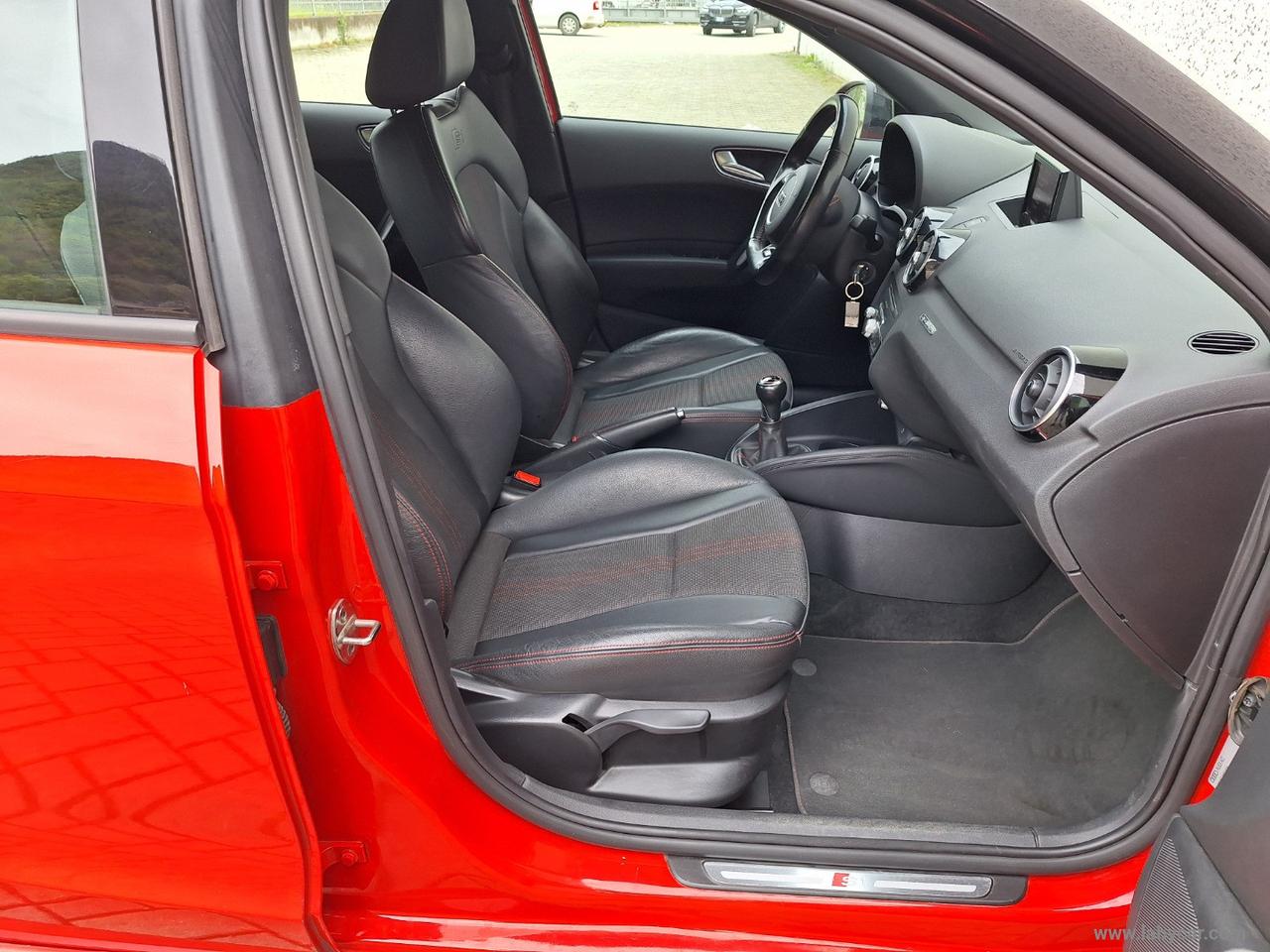 AUDI S1 SPB 2.0 TFSI quattro