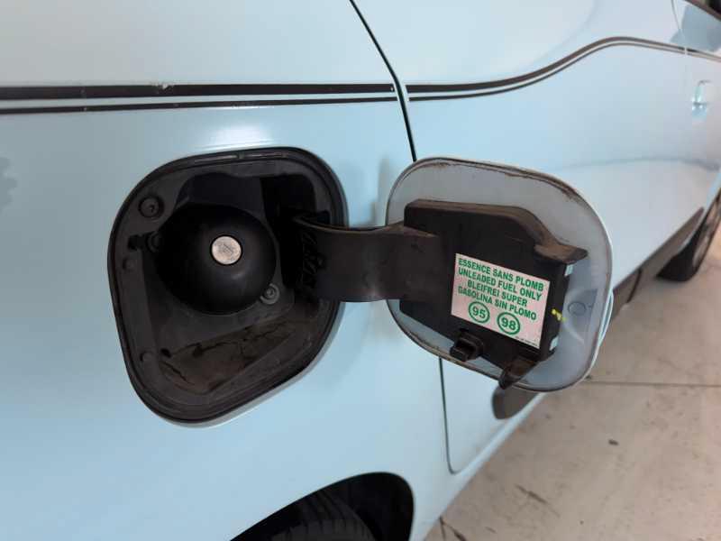 RENAULT Twingo III - twingo 1.0 sce Lovely 69cv