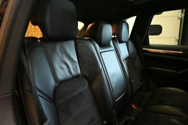 PORSCHE Cayenne 3.0 TDI V6 TIP.TET.21"PASM NAVI CHRONO SED.TURBO