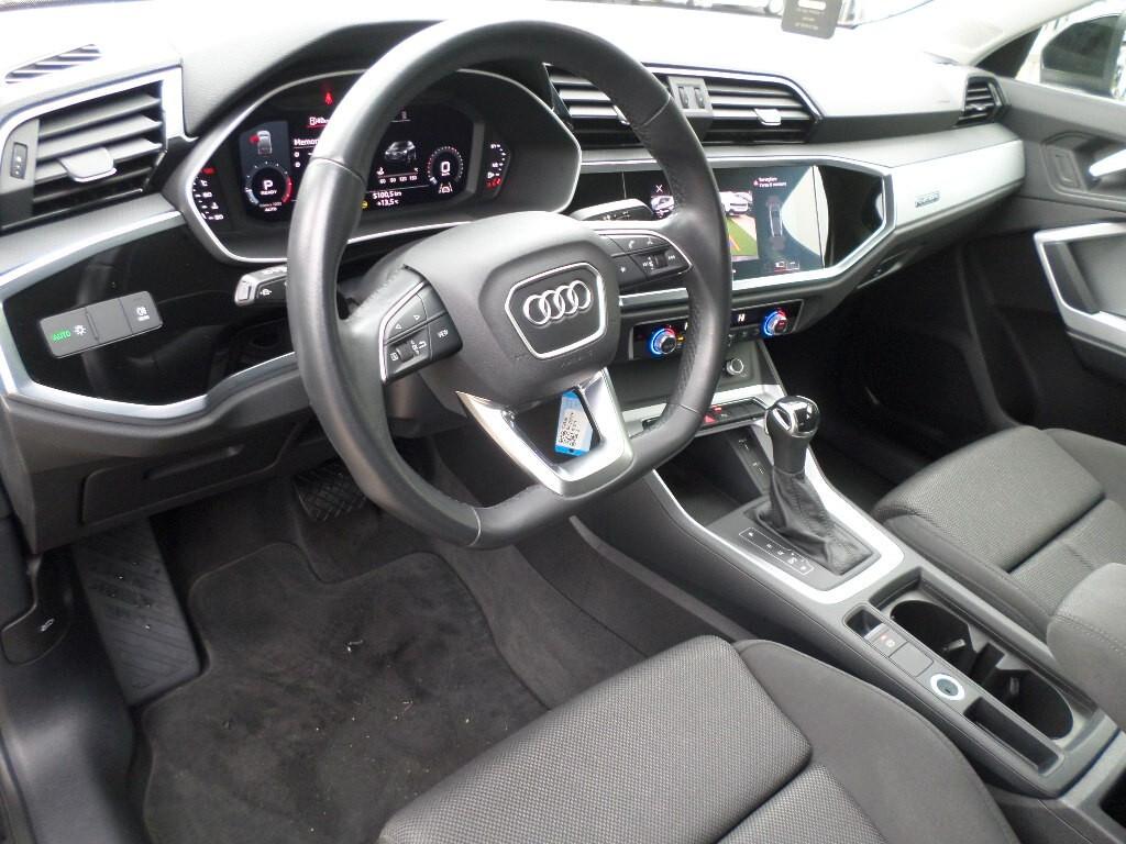 Audi Q3 45 TFSI quattro S tronic line edition